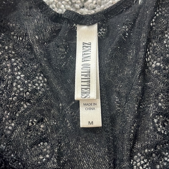 Black lace bracelet - Picture 2 of 2